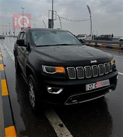 جیپ گراند شیرۆکی